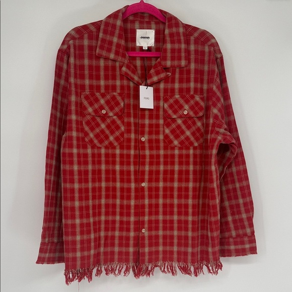 Anthroplogie Found Raw Cut Fringe Plaid Camp Shirt
in red plaid Size L NWT - Picture 5 of 8